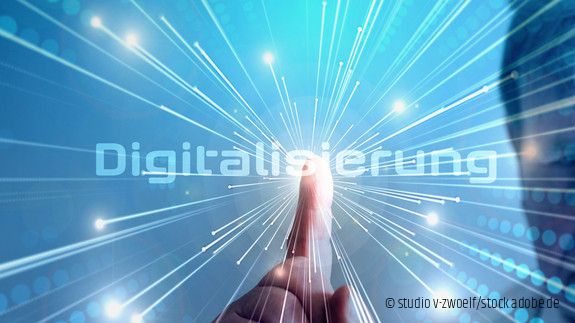 Ein Mann weist auf die Digitalisierung hin - vbob Gewerkschaft Bundesbeschäftigte